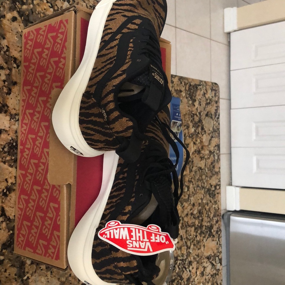 Vans Sneakers